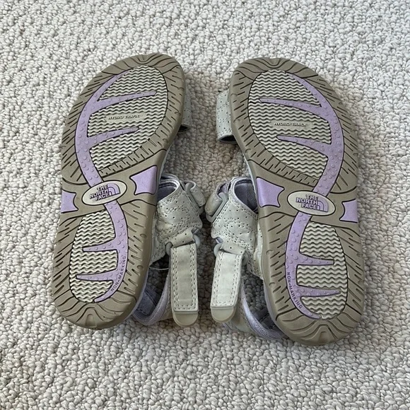 THE NORTH FACE Shoes Girl's Velcro Gray and Purple Sandals Size 3 - Picture 8 of 9